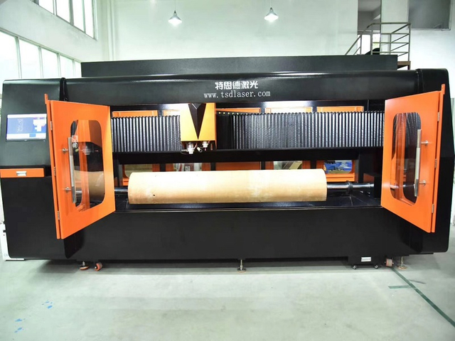 M&aacute;quina de corte rotativa CNC de cabe&ccedil;a &uacute;nica TSD-RC300